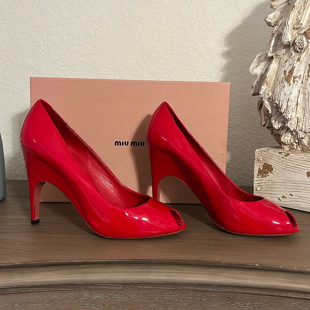 Miu miu red patent leather shoes, European 41, fits a US 10